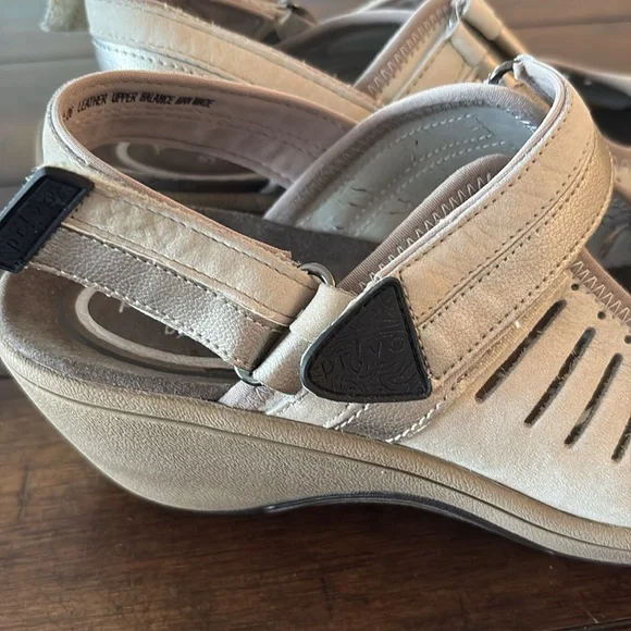 Privo by Clarks Beige Sandals Women’s Sz 5 - Picture 4 of 8